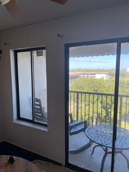 Building Photo - 40 Folly Field Rd