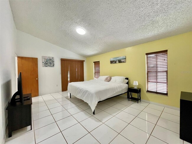 Building Photo - 4710 Cresson Ct