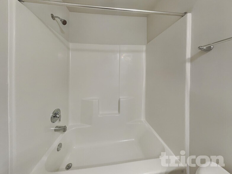 Building Photo - 4945 Westerly Dr