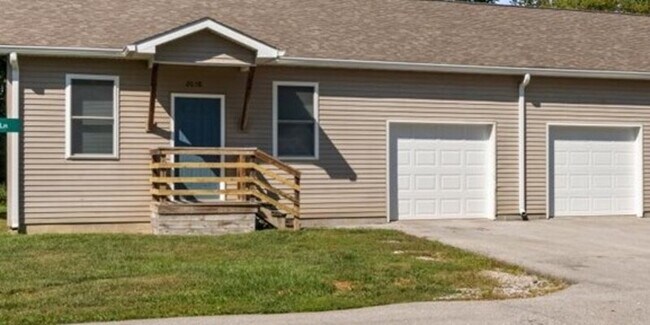 Primary Photo - Seelyville Terrace