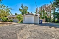 Building Photo - Lynnwood Rambler
