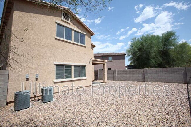 Building Photo - 2215 N 92nd Glen