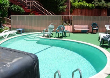 Pool - Hollywood Cozmo Apartments