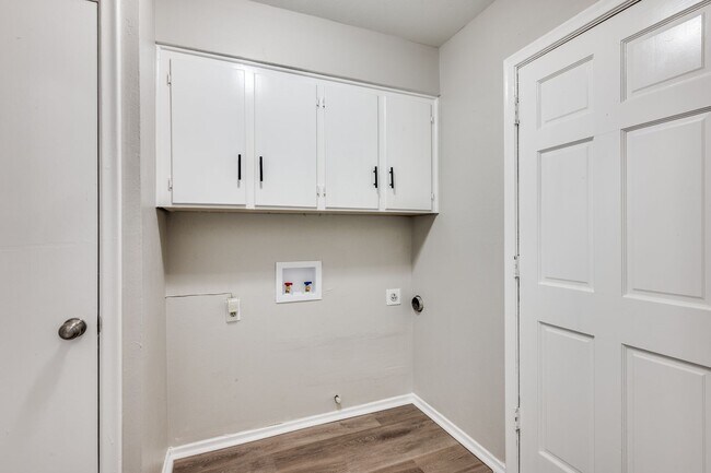 Building Photo - WANTED: Fresh & Newly Renovated Duplex • R...