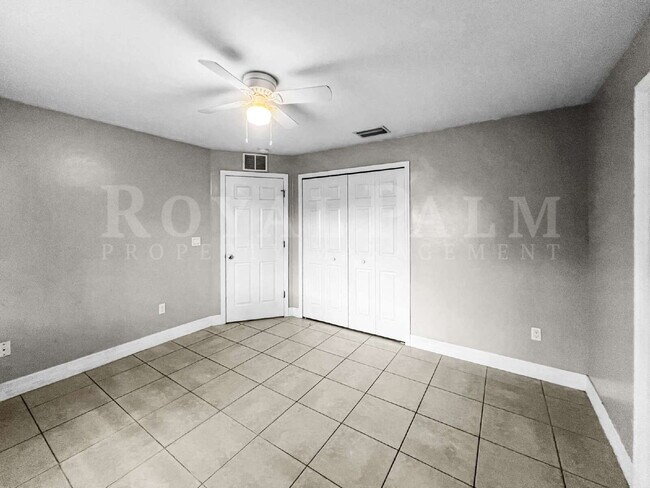 Building Photo - 3BR/2BA Cape Coral Rental - Washer... Dryer... Screened Lanai... This One Came Prepared