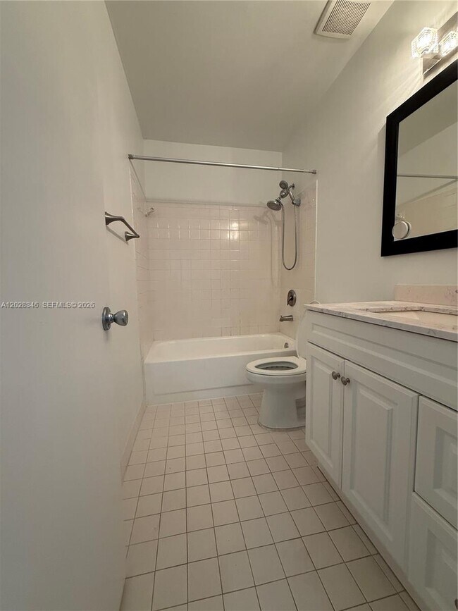 Building Photo - 8261 SW 128th St