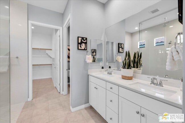 Building Photo - 69 Cabernet