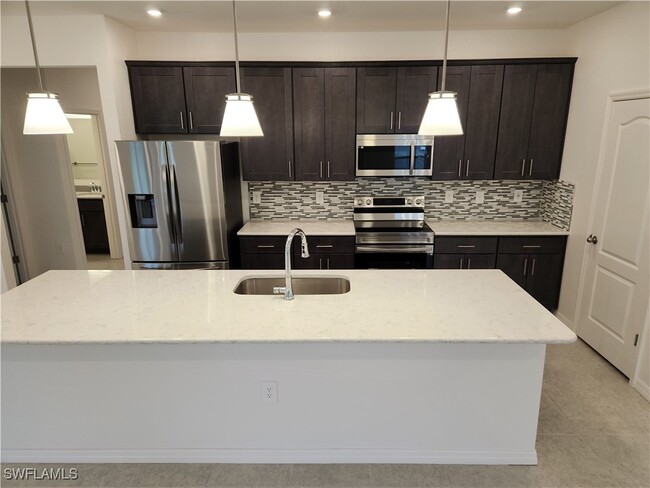 Building Photo - 26013 Ocelot Ln