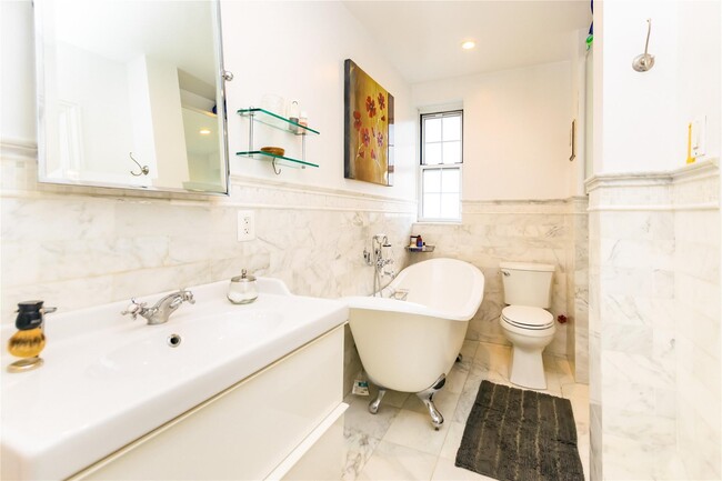 Building Photo - 4513 Manhattan College Pkwy