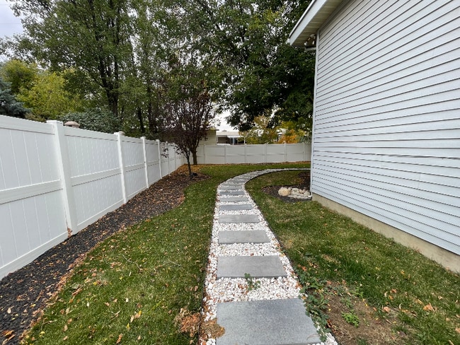 Building Photo - 7986 Erique Way