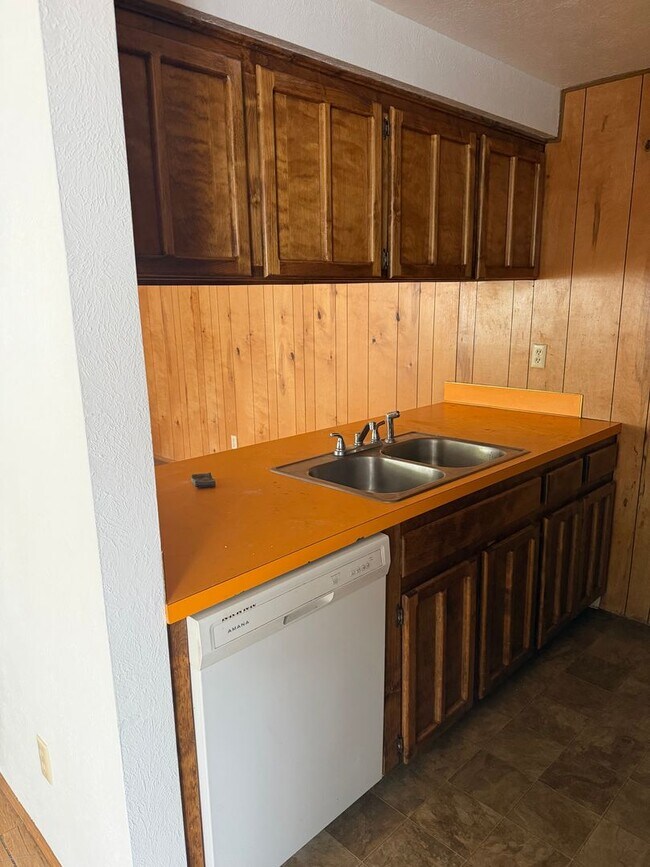 Building Photo - Hascall-PM-026-0278