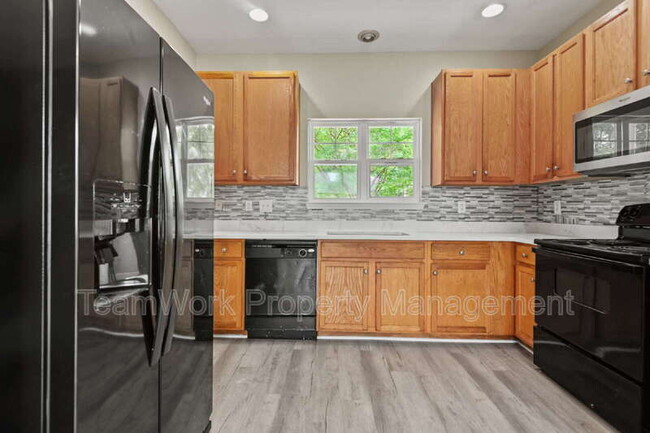 Building Photo - 311 Harriswood Ln