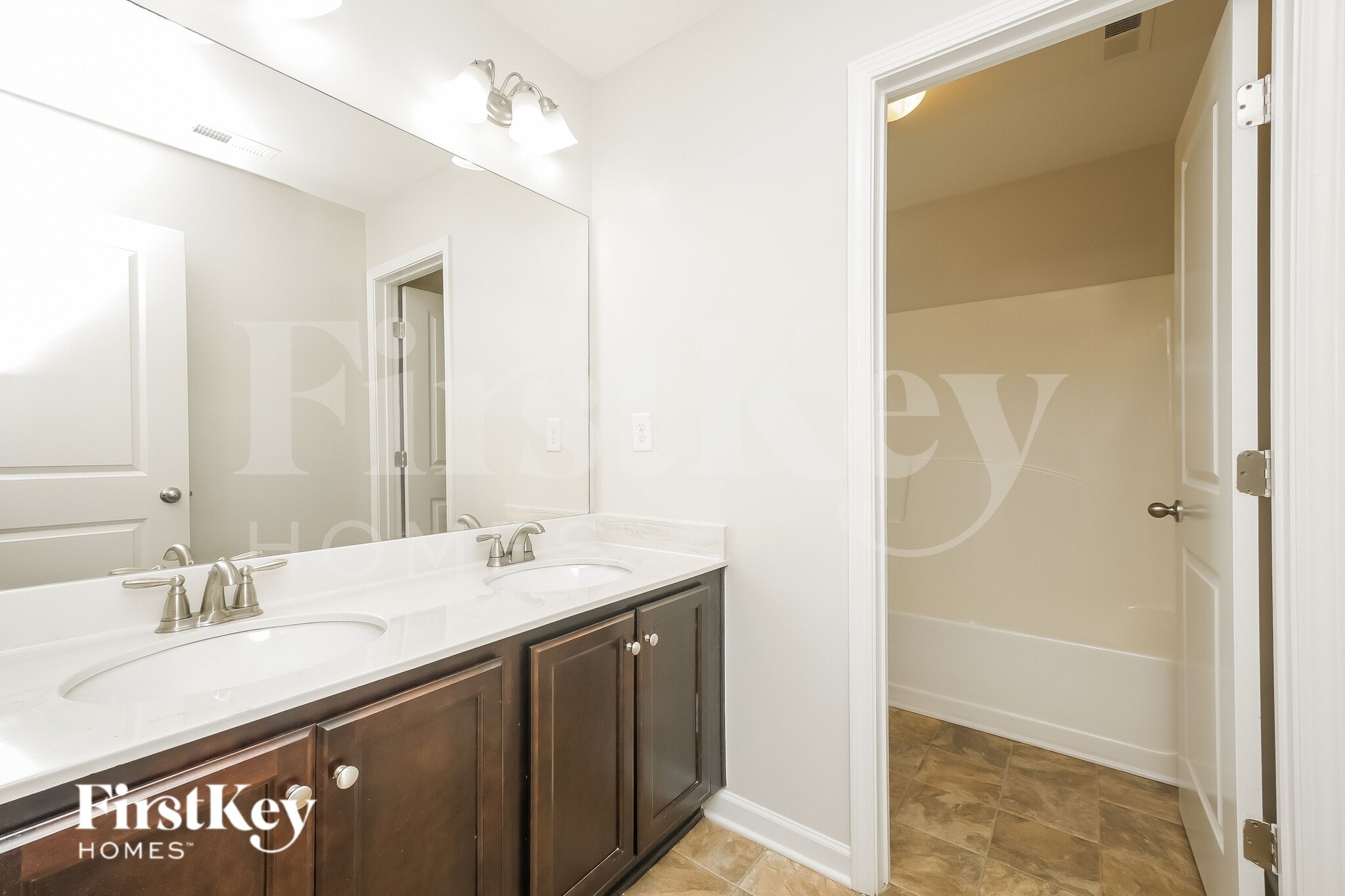 Building Photo - 719 Hot Springs Trail