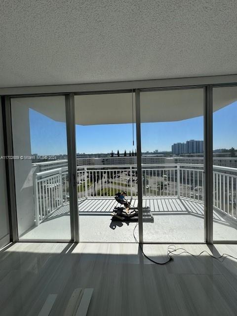 Building Photo - 18021 Biscayne Blvd