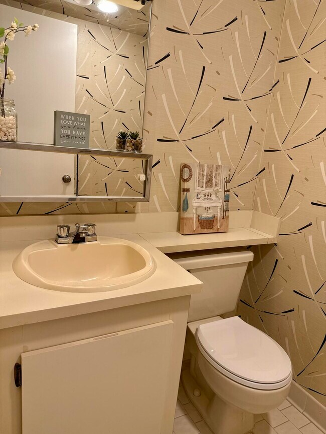 Building Photo - 2100 Springdale Blvd