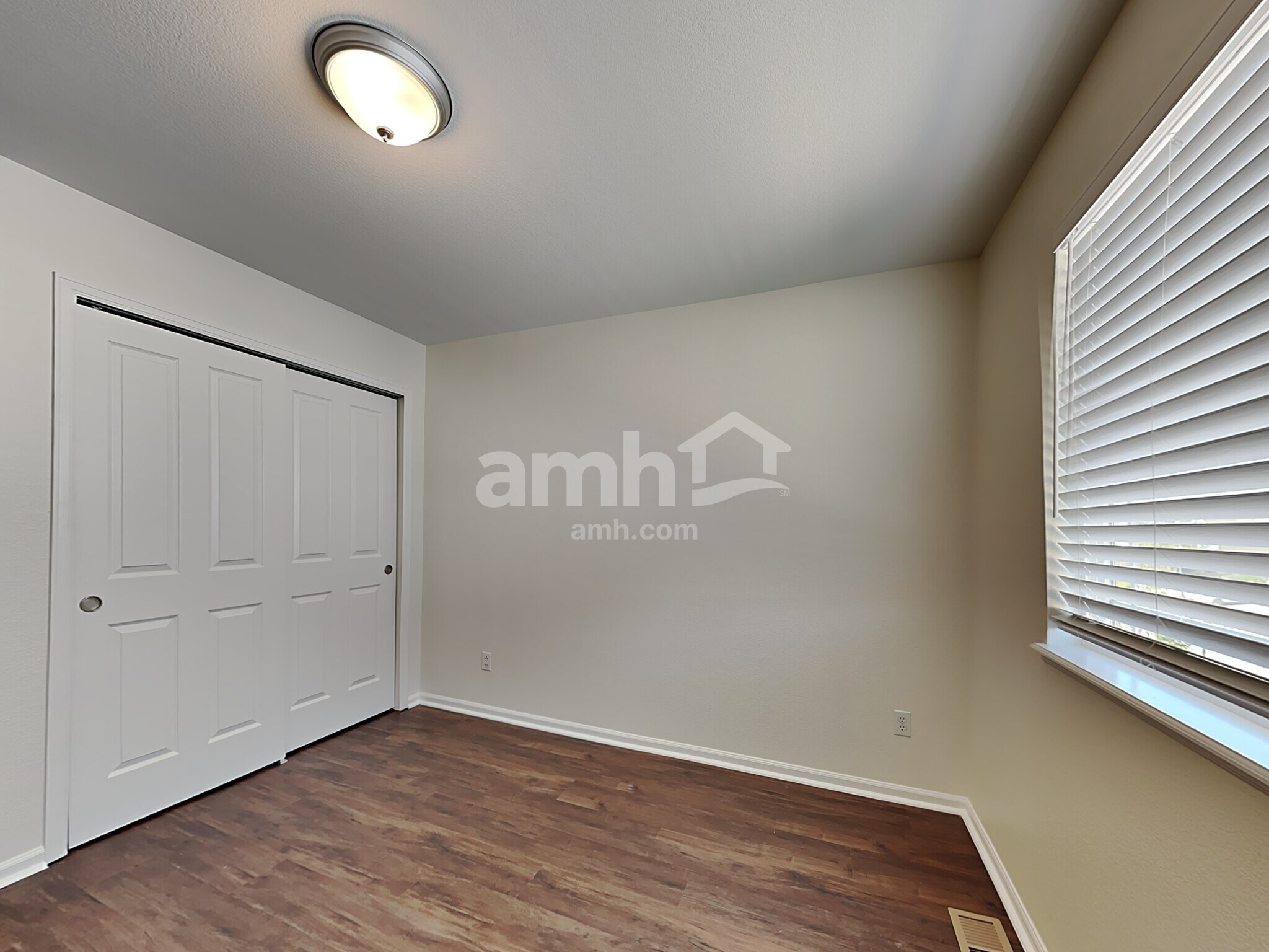 Building Photo - 7785 Blue Vail Way