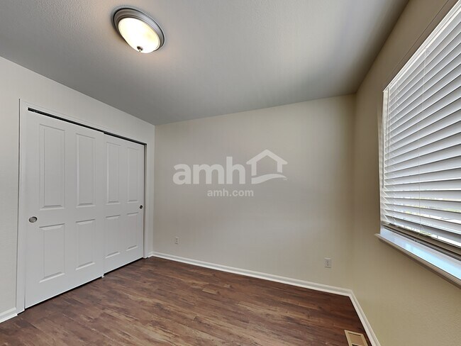 Building Photo - 7785 Blue Vail Way