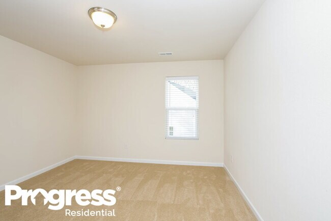 Building Photo - 2116 Boulder Ct