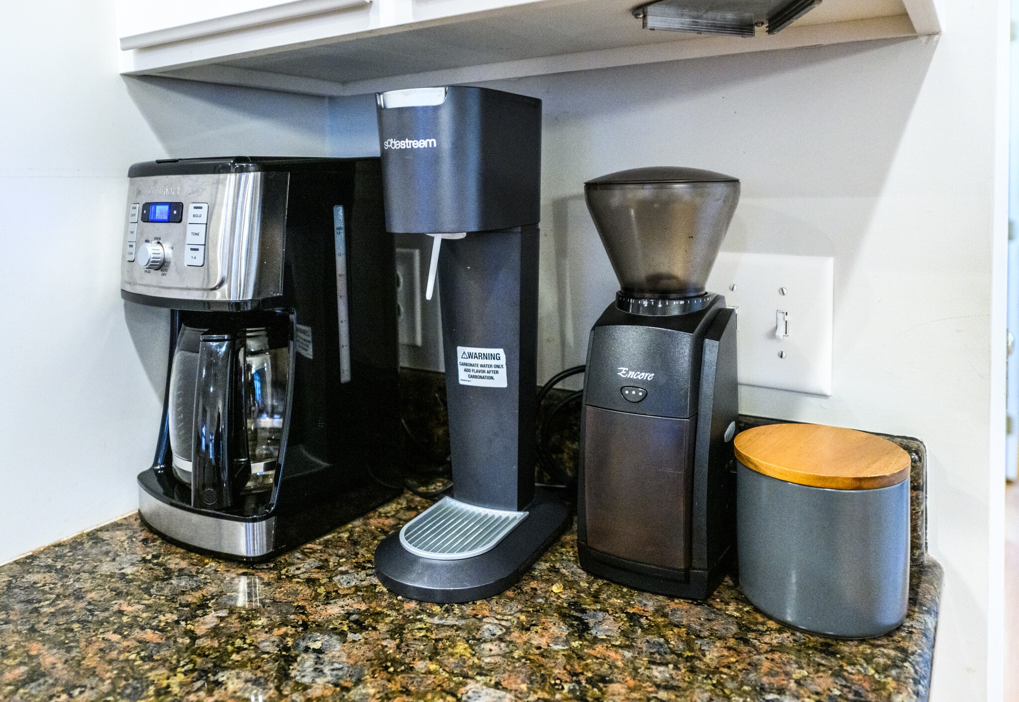 Building Photo - 211 Cates Farm Rd