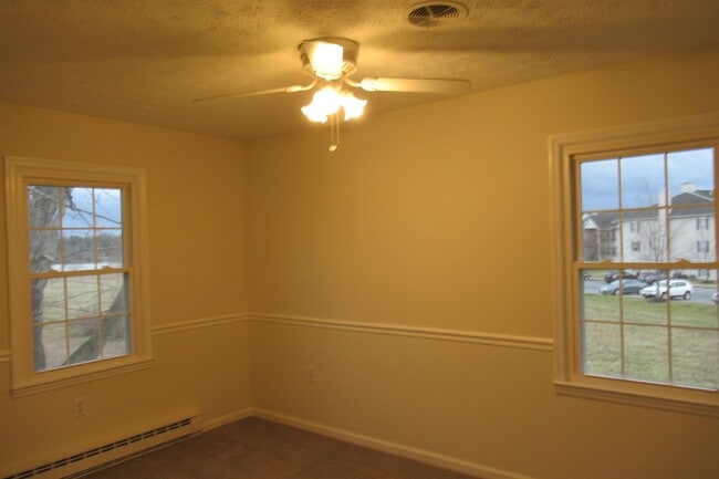 Building Photo - 100 Chinkapin Dr