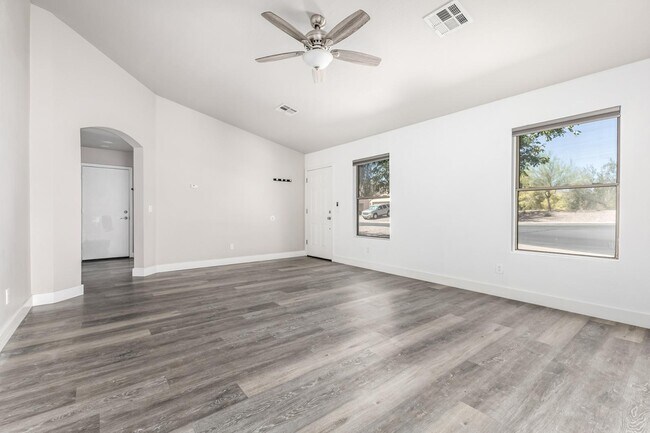 Building Photo - 993 S 239th Dr