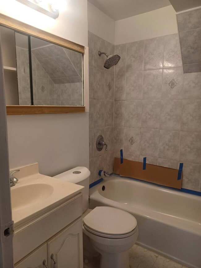 Building Photo - 156-14-156-78 78th St