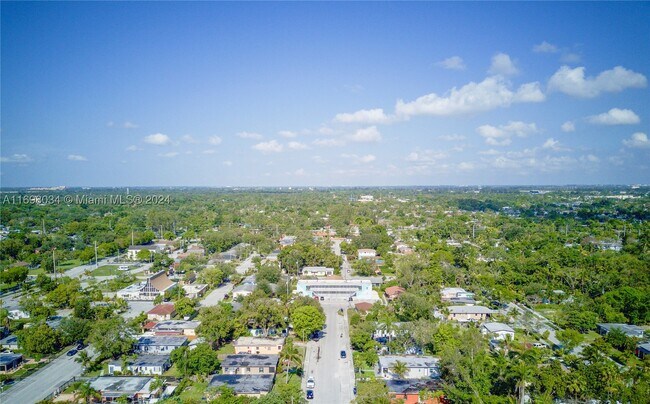 Building Photo - 6238 SW 59th St