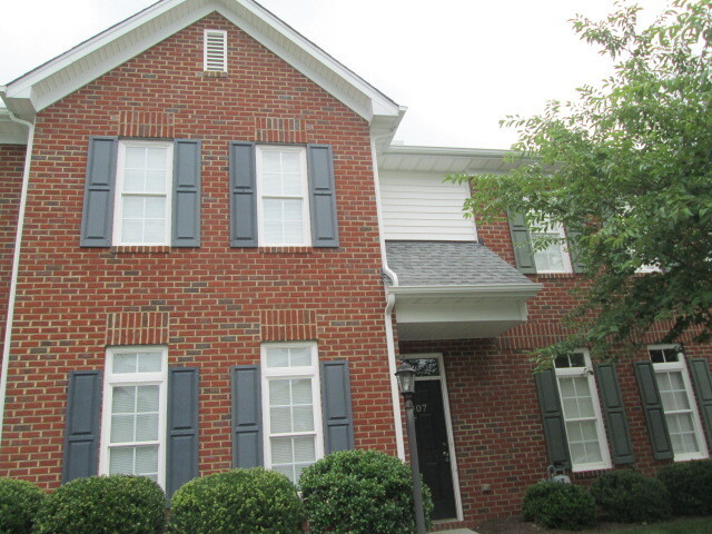 Primary Photo - Brick-Front West End 4 Bed, 3 Full Bath To...