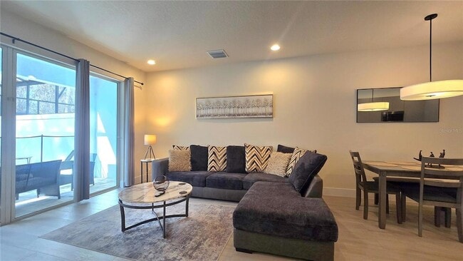 Building Photo - 17340 Blessing Dr