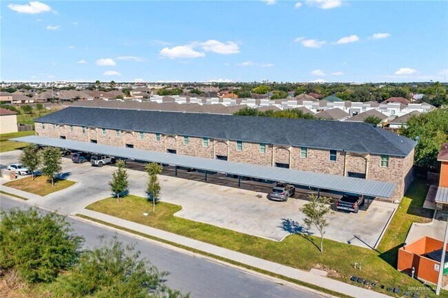 Building Photo - 9 Humming Bird Ct
