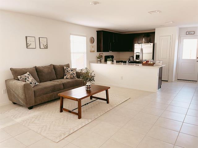 Building Photo - 136 Honeysuckle St