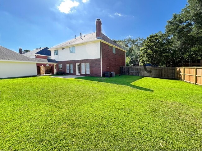 Building Photo - 16907 Ascot Meadow Dr