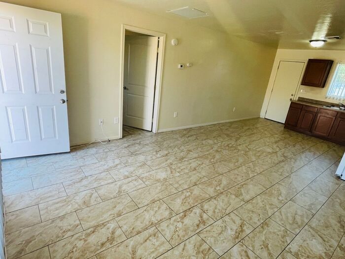 Building Photo - 3521 N Flowing Wells Rd