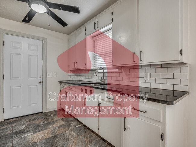 Building Photo - 3225 NW 33rd St