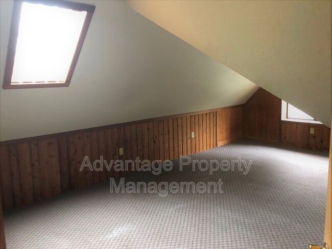 Building Photo - 444 NW 17th St