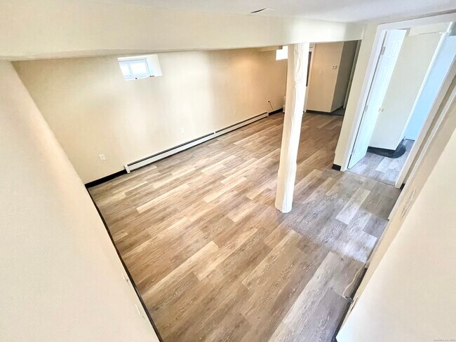 Building Photo - 129 Highland Ave