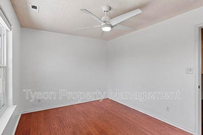 Building Photo - 10527 Brookville St NW
