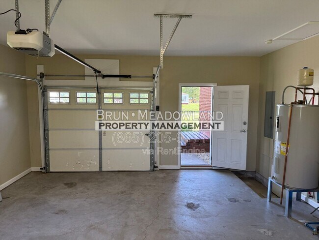 Building Photo - 3239 Morganton Rd