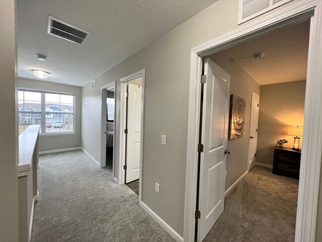 Building Photo - NEW Executive Home in Germantown, OH