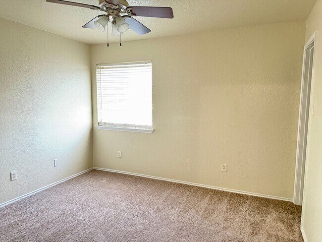 Building Photo - 4803 Donegal Bay Ct