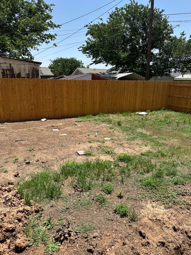 Building Photo - 4208 SE 31st Ave