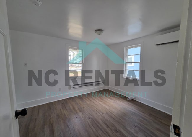 Building Photo - 226 Wayne Ave