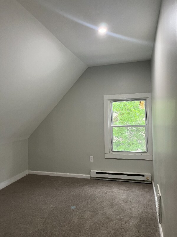 Building Photo - 9-11 Oakland Terrace