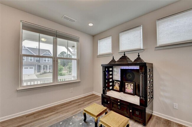Building Photo - 4665 Shipley Ave