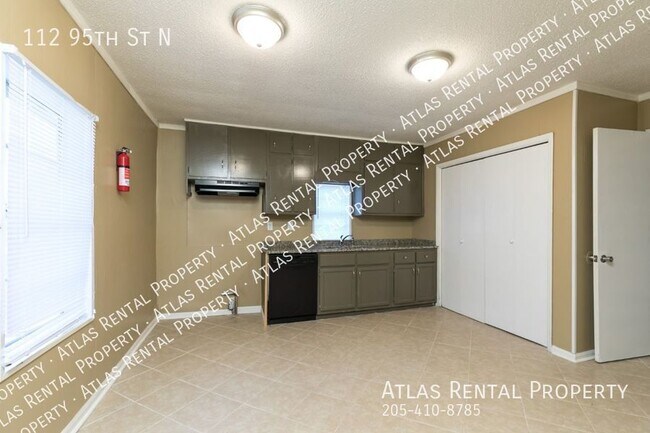 Building Photo - 112 95th St N