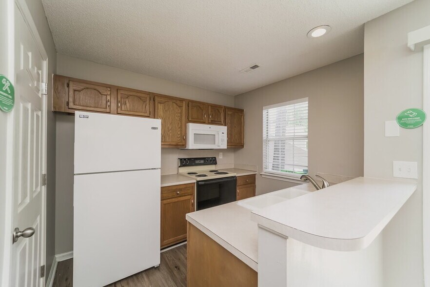 Building Photo - 5746 Prescott Ct