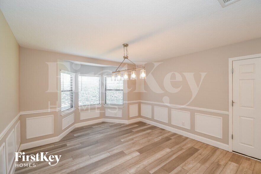 Building Photo - 11828 Merganser Way