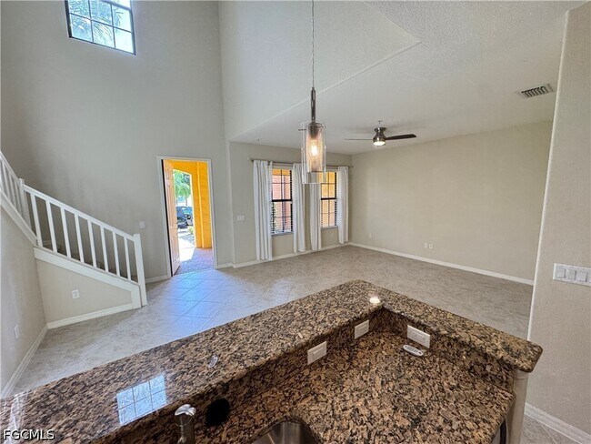 Building Photo - 11830 Paseo Grande Blvd
