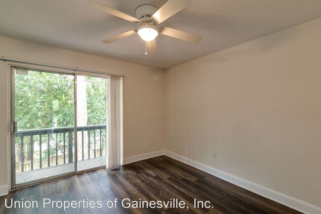 Building Photo - 1 br, 1 bath Apartment - 3555 SW 20th Avenue