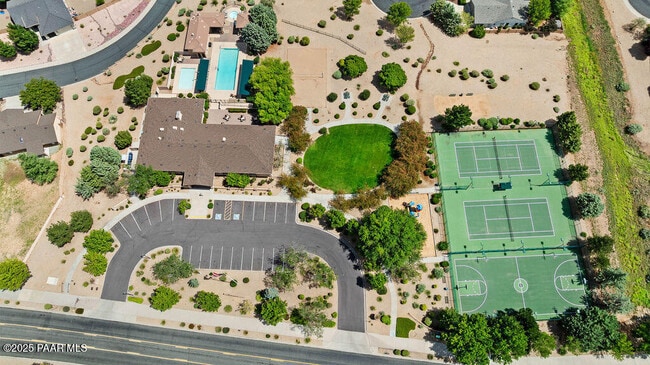 Building Photo - 5674 N Blanton Dr